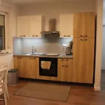 Apartment Charlie *
