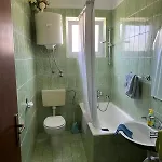 Charlie Apartment *