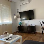 Charlie Apartment