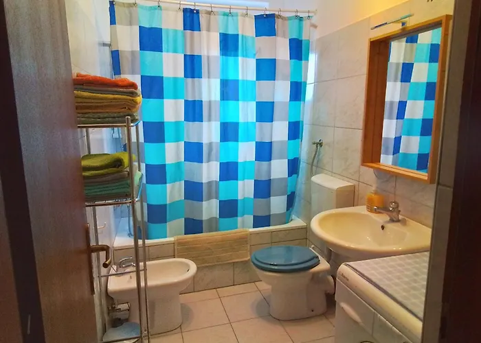 Charlie וודיצה